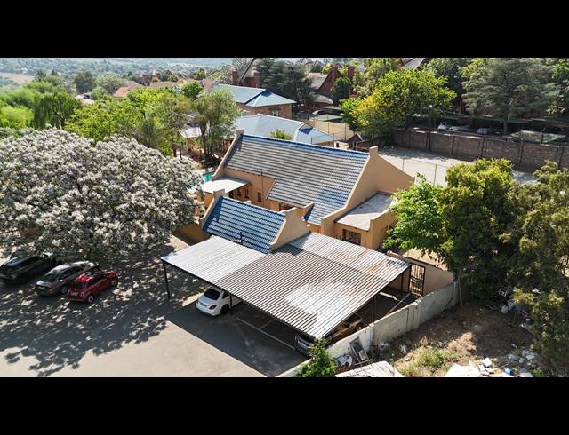 1,219M² INVESTMENT FOR SALE IN SUNNINGHILL